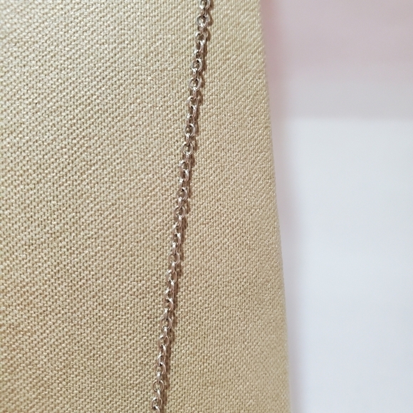 Made in Egypt silver chain W pendant with‎ gemstone White Blue New With Box - Picture 8 of 8